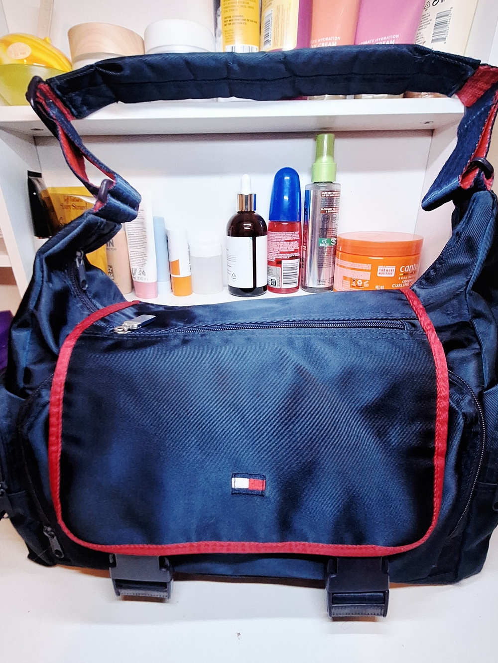 Tommy Hilfiger Navy and Red Men’s/women's Messenger Bag